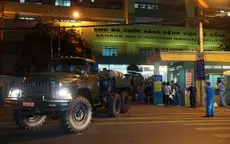 Bộ Tư lệnh Quân khu 5 phun hóa chất khử trùng Bệnh viện C và Bệnh viện Đà Nẵng
