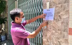 Dán thông báo tự cách ly - Hành động có trách nhiệm trong mùa dịch COVID-19