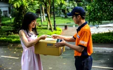 Bất chấp COVID-19, sản lượng ngành bưu chính chuyển phát vẫn tăng 40%