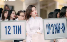Mừng mừng tủi tủi khoảnh khắc học sinh THPT Chu Văn An rời ghế nhà trường