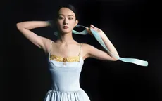 Triệu Lệ Dĩnh thần thái hút hồn trên Harper's Bazaar
