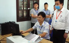 “Cán bộ chấm thi tuyệt đối không được bảo thủ, phải đặt quyền lợi của thí sinh lên trên hết”