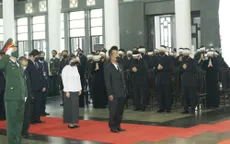 Chủ tịch Quốc hội Camphuchia Heng Samrin viếng nguyên Tổng Bí thư Lê Khả Phiêu