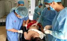 Bệnh xá đảo Song Tử Tây cấp cứu ngư dân gặp nạn trên biển