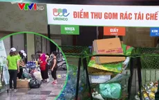 Đổi rác thải tái chế lấy quà tặng tại Hà Nội
