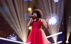 Cô gái đến từ Cuba gây tò mò khi hóa thân giống diva Whitney Houston ngay trên sân khấu Việt