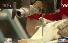 Khám phá nghề làm guốc truyền thống