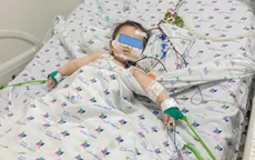 Bé 6 tháng tuổi suy thận cấp do... sỏi đường tiết niệu