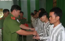 Công bố quyết định giảm án tù cho 554 phạm nhân tại Gia Lai