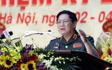 Bộ trưởng Bộ Quốc phòng yêu cầu đổi mới công tác huấn luyện, bảo đảm an toàn bay