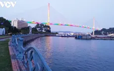 Phát hiện thi thể nam giới gần chân cầu Bãi Cháy