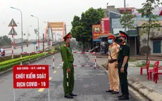 Các trường hợp đi cùng xe khách với BN620 đã tự khai báo y tế và tự cách ly tại nhà