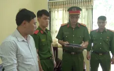 Tham ô hơn 1 tỷ đồng, một kế toán trường học bị bắt giữ