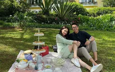 Hương Giang khoe ảnh hạnh phúc bên CEO người Singapore