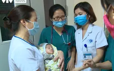 Bé gái đẻ non 31 tuần bị bỏ rơi sau ca phá thai đã được về ngôi nhà mới
