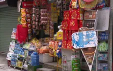 Vì sao tiệm tạp hoá truyền thống vẫn "sống khoẻ" trong thời hiện đại?
