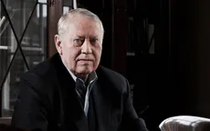 Vì sao vị tỷ phú Mỹ Chuck Feeney lại cho đi hết số tiền 8 tỷ USD?