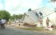 Nguy cơ sạt lở từ những ngôi nhà kiên cố lấn chiếm bờ sông