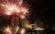 Nhiều nước châu Đại Dương và châu Á bắn pháo hoa chào đón năm mới 2021