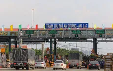 TP Hồ Chí Minh kiến nghị buộc ô tô dán thẻ thu phí không dừng