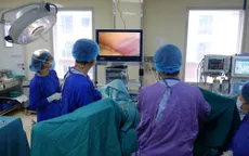 Giải thoát người phụ nữ 56 tuổi khỏi dị tật bẩm sinh quái ác