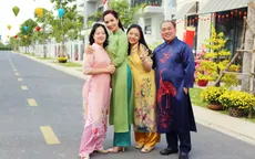 Gia đình Thúy Hạnh – Minh Khang rạng rỡ chụp ảnh Tết