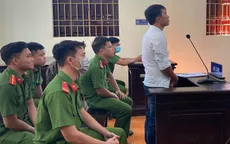 Lĩnh án 1 năm tù vì nói xấu cán bộ huyện trên livestream Facebook