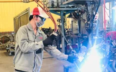 Đề xuất trả lương tạm nghỉ việc để “giữ chân” người lao động