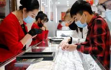 Giá vàng lao dốc mạnh