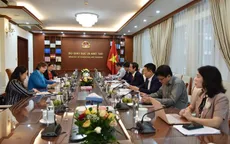 Bộ trưởng Giáo dục cảm ơn UNICEF ủng hộ học sinh nghèo 1.500 máy tính bảng