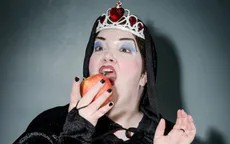 Gặp gỡ người phụ nữ ăn mừng Halloween 365 ngày/năm