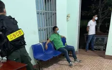 Dùng xẻng đánh chết người đang nói chuyện với vợ ở công ty