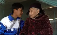 Cặp lá yêu thương: Hương vị tình thương của nam sinh mồ côi