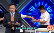Hành động "gây sốt" của Duy Anh ở Chung kết Đường lên đỉnh Olympia 2021
