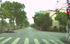 Vượt đèn đỏ, đâm trực diện xe đi đúng luật