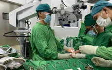 Vi phẫu nối ngón tay đứt rời cho bệnh nhân do tai nạn cưa máy