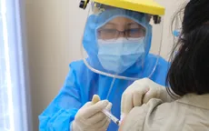 Các tỉnh Đông Nam Bộ tiêm vaccine phòng COVID-19 cho lao động quay lại làm việc
