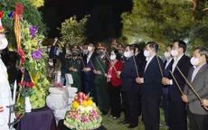 Thủ tướng dâng hương tưởng niệm Đại tướng Võ Nguyên Giáp