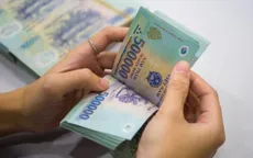 Xoay xở thưởng Tết để giữ chân người lao động