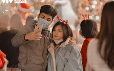 Mải check-in đón Noel, giới trẻ “ngó lơ” khẩu trang