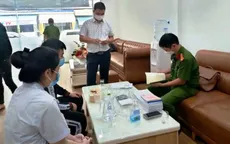 Bắt quả tang Thẩm mỹ viện 108 Hà Nội hoạt động sai phép, xả rác thải y tế lẫn với rác sinh hoạt