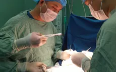 Cứu bé gái bị chứng xoắn dạ dày hiếm gặp