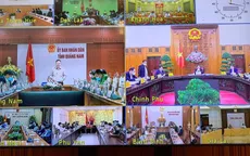 Thủ tướng họp trực tuyến với 8 tỉnh miền Trung, Tây Nguyên về khắc phục hậu quả mưa lũ