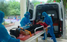 Gần 1.000 nhân viên y tế xin nghỉ việc: Làm sao để giữ chân tuyến đầu chống dịch?