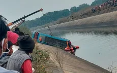 Xe bus lao xuống kênh tại Ấn Độ, hàng chục người thiệt mạng
