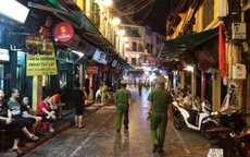 Xử phạt hơn 70 trường hợp không đeo khẩu trang trên phố cổ trong 7 ngày Tết