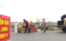 Những người con xa quê hướng về tâm dịch