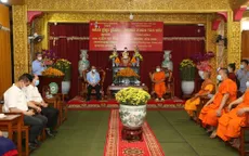 Phó Thủ tướng Trương Hòa Bình thăm và chúc Tết tăng ni phật tử Khmer