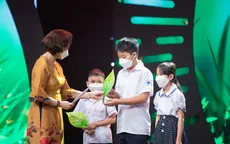 CTCP Đầu tư Thương mại Úc Việt cùng Cặp lá yêu thương "vẽ bình minh" cho trẻ em nghèo