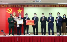 Chủ tịch UBND Hà Nội tặng bằng khen cho CDC Hà Nội với nhiều đóng góp trong phòng chống COVID-19